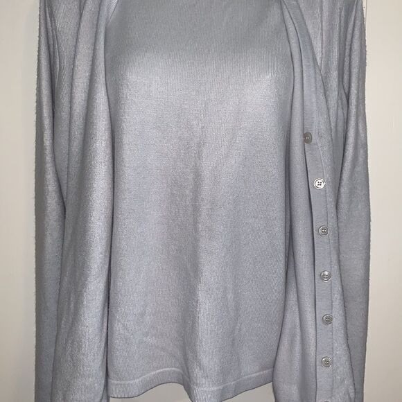 Yarnworks light gray sewn together sweater set - Picture 7 of 10